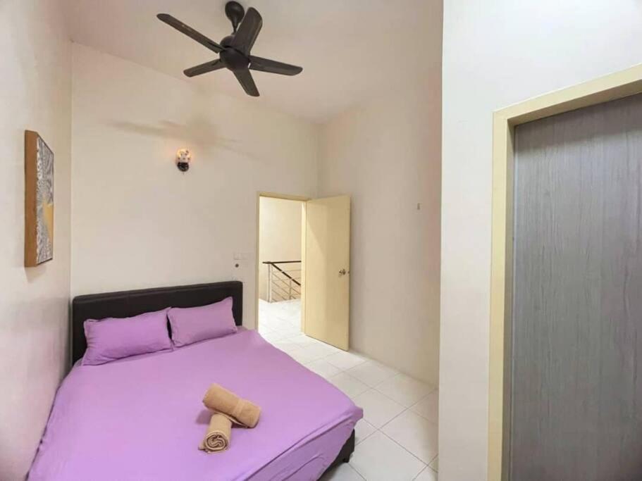 Cozyhouse 4Room 3Bath Room 10Pax'''Simpangampattasek Simpang Ampat  Exterior foto